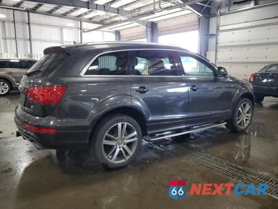 Trzecie zdjęcie samochodu z tyłu: 2011 AUDI Q7 VIN:WA1WMAFE4BD002184 - miniatura