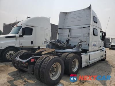 Czwarte zdjęcie samochodu z boku: 2024 VOLVO VNL SEMI TRUCK VIN:4V4NC9EH7RN634992 - miniatura