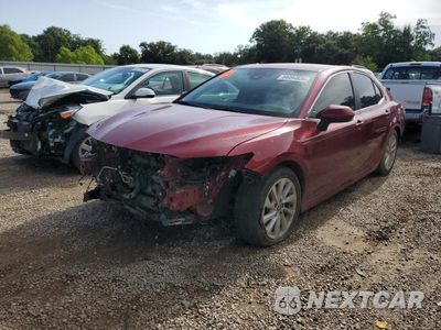2021 TOYOTA CAMRY LE 4T1C11AK2MU591247 - główne zdjęcie licytacji z USA - miniatura