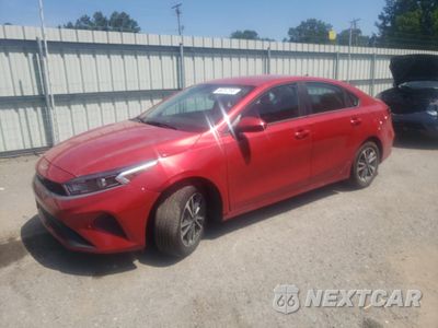 2023 KIA FORTE LX 3KPF24AD8PE624692 - główne zdjęcie licytacji z USA - miniatura