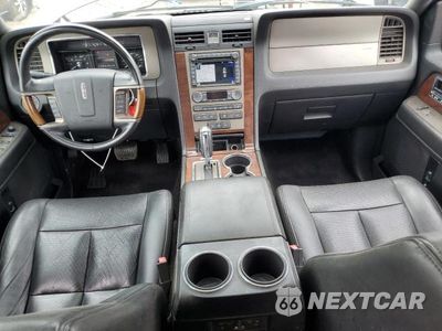 Zdjęcie 15 z 26 samochodu: 2012 LINCOLN TOWNHOUSE NAVIGATOR VIN:5LMJJ2J50CEL06395 - miniatura