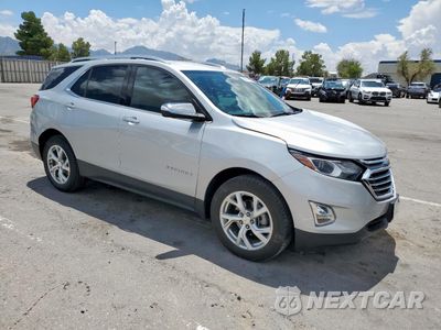 Czwarte zdjęcie samochodu z boku: 2020 CHEVROLET EQUINOX PREMIER VIN:3GNAXNEV5LS708380 - miniatura