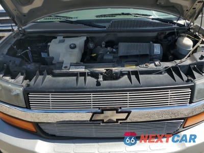 Zdjęcie 12 z 13 samochodu: 2004 CHEVROLET EXPRESS G1500 VIN:1GBFH15T241115442 - miniatura