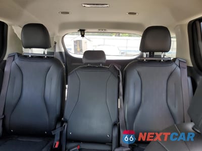 Zdjęcie 10 z 17 samochodu: 2023 KIA CARNIVAL LX VIN:KNDNB4H33P6260468 - miniatura