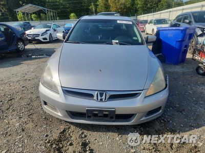 Piąte zdjęcie samochodu w środku: 2007 HONDA ACCORD EX VIN:1HGCM66837A075332 - miniatura