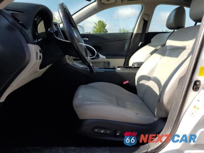 Zdjęcie 7 z 14 samochodu: 2012 LEXUS IS 250 VIN:JTHBF5C22C5167161 - miniatura