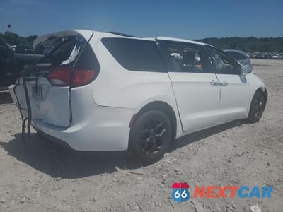 Trzecie zdjęcie samochodu z tyłu: 2019 CHRYSLER PACIFICA TOURING L VIN:2C4RC1BG3KR593926 - miniatura
