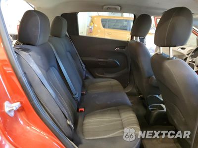 Zdjęcie 10 z 14 samochodu: 2013 CHEVROLET SONIC LT VIN:1G1JC6SB2D4130723 - miniatura