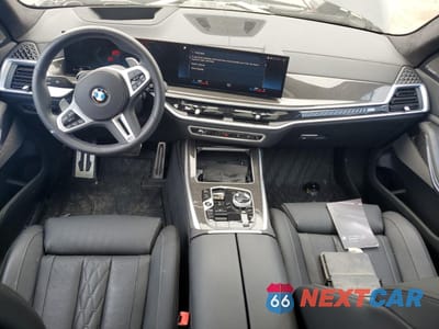 Zdjęcie 8 z 14 samochodu: 2023 BMW X7 M60I VIN:5UX33EM09P9S01265 - miniatura