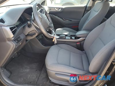 Zdjęcie 7 z 12 samochodu: 2021 HYUNDAI IONIQ SE VIN:KMHC75LJ6MU079792 - miniatura