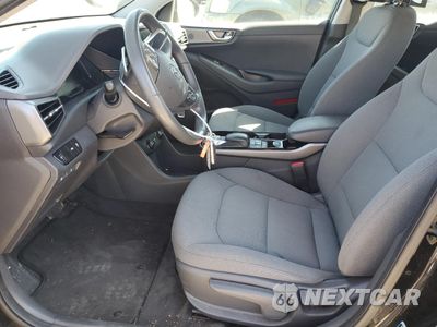 Zdjęcie 7 z 12 samochodu: 2021 HYUNDAI IONIQ SE VIN:KMHC75LJ6MU079792 - miniatura