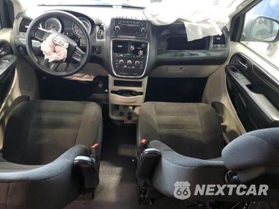 Zdjęcie 8 z 13 samochodu: 2017 DODGE GRAND CARAVAN SE VIN:2C4RDGBG8HR838955 - miniatura
