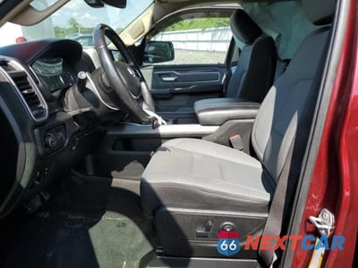 Zdjęcie 7 z 12 samochodu: 2020 RAM 1500 BIG HORN/LONE STAR VIN:1C6SRFBT9LN224150 - miniatura
