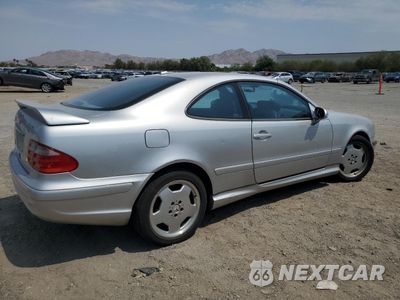 Trzecie zdjęcie samochodu z tyłu: 2002 MERCEDES-BENZ CLK 55 AMG VIN:WDBLJ74G32T096023 - miniatura
