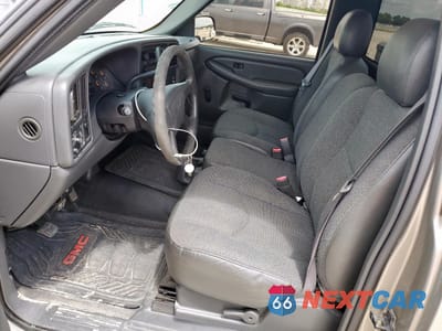 Zdjęcie 7 z 12 samochodu: 2003 GMC NEW SIERRA C1500 VIN:1GTEC14V83Z342563 - miniatura