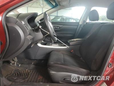 Zdjęcie 7 z 12 samochodu: 2015 NISSAN ALTIMA 2.5 VIN:1N4AL3AP0FN891577 - miniatura