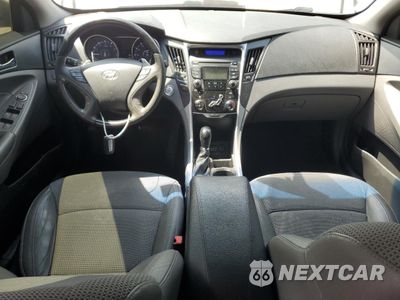 Zdjęcie 8 z 14 samochodu: 2012 HYUNDAI SONATA SE VIN:5NPEC4AC5CH343021 - miniatura