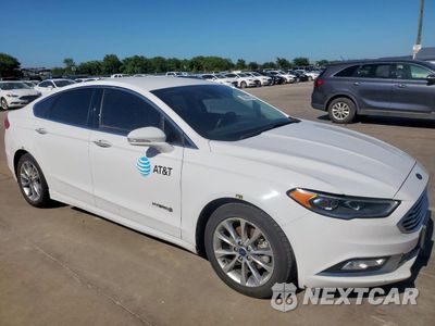 Czwarte zdjęcie samochodu z boku: 2017 FORD FUSION SE HYBRID VIN:3FA6P0LU8HR409580 - miniatura