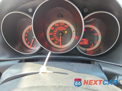 Zdjęcie 9 z 12 samochodu: 2008 MAZDA 3 HATCHBACK HATCHBACK VIN:JM1BK344181879984 - miniatura