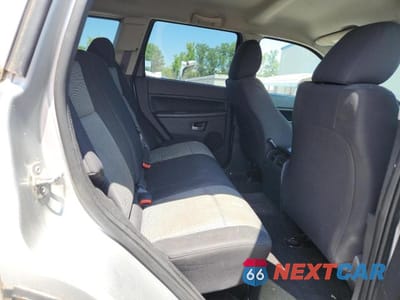 Zdjęcie 10 z 12 samochodu: 2010 JEEP GRAND CHEROKEE LAREDO VIN:1J4PR4GKXAC106128 - miniatura