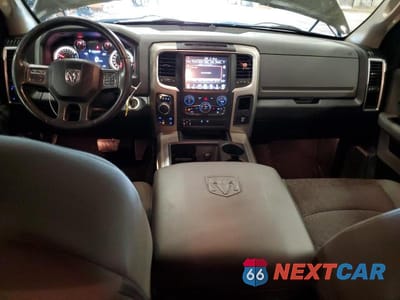 Zdjęcie 8 z 12 samochodu: 2014 RAM 1500 SLT VIN:1C6RR7GT7ES317881 - miniatura