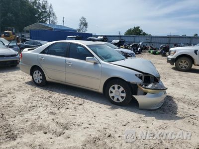 Czwarte zdjęcie samochodu z boku: 2004 TOYOTA CAMRY LE VIN:4T1BE32K64U827408 - miniatura