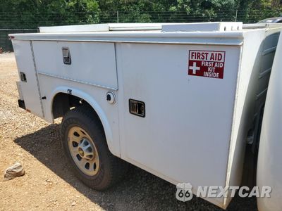 Zdjęcie 10 z 12 samochodu: 2014 CHEVROLET SILVERADO C3500 VIN:1GB3CZCG5EF156738 - miniatura
