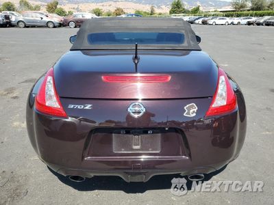 Zdjęcie 6 z 12 samochodu: 2010 NISSAN 370Z VIN:JN1AZ4FH5AM304145 - miniatura