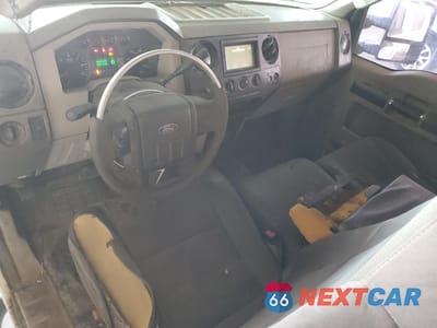 Zdjęcie 8 z 12 samochodu: 2010 FORD F250 SUPER DUTY VIN:1FTSX2A51AEB16371 - miniatura