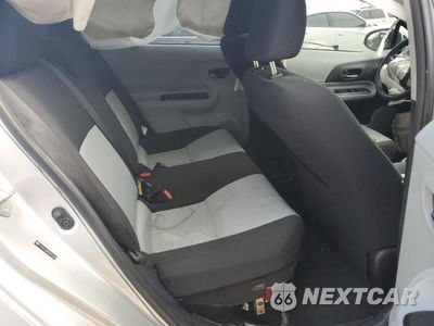 Zdjęcie 10 z 12 samochodu: 2013 TOYOTA PRIUS C VIN:JTDKDTB31D1047737 - miniatura