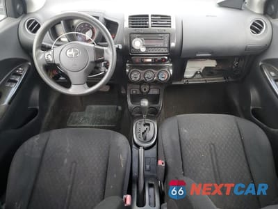 Zdjęcie 8 z 12 samochodu: 2010 TOYOTA SCION XD VIN:JTKKU4B49AJ053286 - miniatura