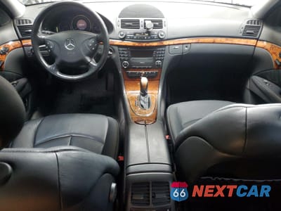 Zdjęcie 8 z 13 samochodu: 2004 MERCEDES-BENZ E 320 VIN:WDBUF65J24A534006 - miniatura