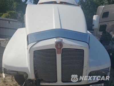 Zdjęcie 7 z 10 samochodu: 2007 KENWORTH T600 SEMI TRUCK VIN:1XKADB9X07R203632 - miniatura