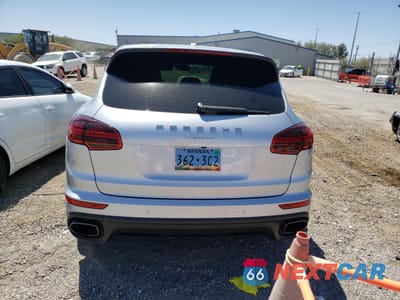 Zdjęcie 6 z 12 samochodu: 2017 PORSCHE CAYENNE VIN:WP1AA2A2XHKA86672 - miniatura