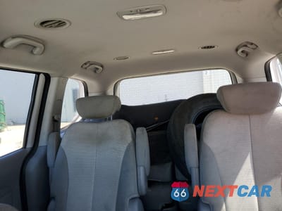 Zdjęcie 10 z 16 samochodu: 2010 KIA SEDONA LX VIN:KNDMG4C33A6356919 - miniatura