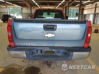 Zdjęcie 6 z 14 samochodu: 2007 CHEVROLET SILVERADO K2500 HEAVY DUTY VIN:1GCHK24K87E519056 - miniatura
