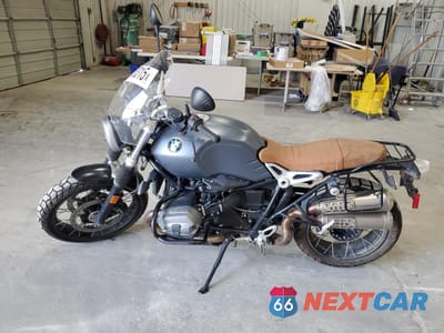Trzecie zdjęcie samochodu z tyłu: 2019 BMW R NINE T SCRAMBLER VIN:WB10J3300KZ794987 - miniatura