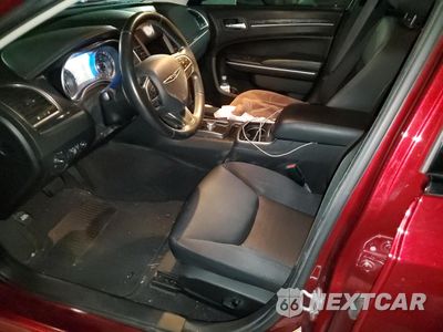 Zdjęcie 7 z 12 samochodu: 2019 CHRYSLER 300 TOURING VIN:2C3CCAAG8KH679279 - miniatura