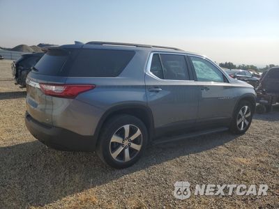 Trzecie zdjęcie samochodu z tyłu: 2021 CHEVROLET TRAVERSE LT VIN:1GNEVHKW3MJ169590 - miniatura