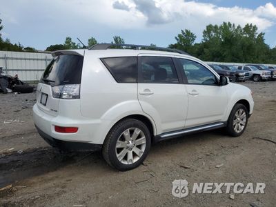 Trzecie zdjęcie samochodu z tyłu: 2013 MITSUBISHI OUTLANDER SE VIN:JA4JT3AW5DU020673 - miniatura