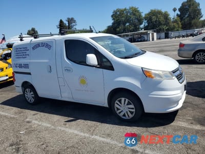 Czwarte zdjęcie samochodu z boku: 2017 CHEVROLET CITY EXPRESS LS VIN:3N63M0YN5HK719537 - miniatura