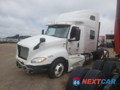 Zdjęcie 8 z 10 samochodu: 2018 INTERNATIONAL LT625 SEMI TRUCK VIN:3HSDZAPR9JN755827 - miniatura