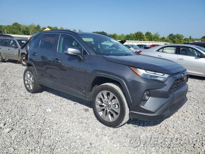 Czwarte zdjęcie samochodu z boku: 2023 TOYOTA RAV4 XLE PREMIUM VIN:2T3A1RFV3PC377213 - miniatura