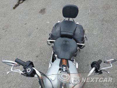 Piąte zdjęcie samochodu w środku: 2010 HARLEY-DAVIDSON FLSTC VIN:1HD1BW519AB013790 - miniatura