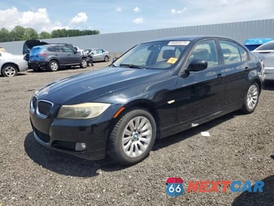 2009 BMW 328 I WBAPH775X9NM46686 - główne zdjęcie licytacji z USA - miniatura
