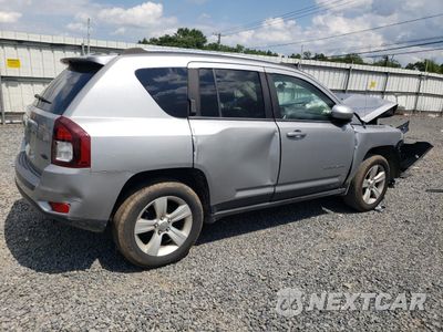 Trzecie zdjęcie samochodu z tyłu: 2014 JEEP COMPASS LATITUDE VIN:1C4NJDEB9ED766345 - miniatura