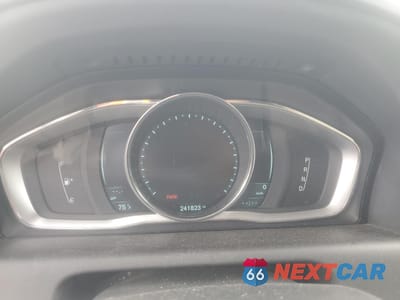 Zdjęcie 9 z 14 samochodu: 2014 VOLVO XC60 T6 VIN:YV4902DZXE2530710 - miniatura