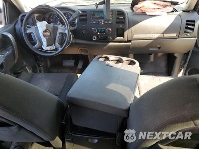 Zdjęcie 8 z 15 samochodu: 2014 GMC SIERRA K2500 SLE VIN:1GT120CG5EF147930 - miniatura