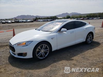 2014 TESLA MODEL S 5YJSA1S14EFP53802 - główne zdjęcie licytacji z USA - miniatura