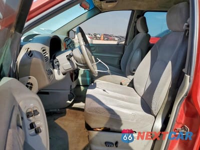 Zdjęcie 7 z 13 samochodu: 2001 DODGE GRAND CARAVAN SPORT VIN:2B8GP44G41R159132 - miniatura